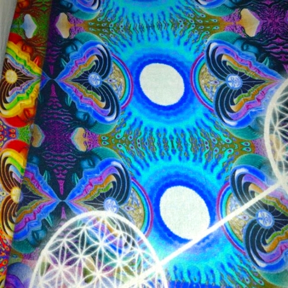 NWT Healing Fractal Wall Tapestry 53x85 Artwork by Chris Dyer 781003 Wall Decor - Picture 11 of 15